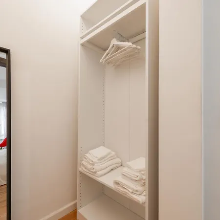 Sweet Holidays Guest Bed & Breakfast 4*