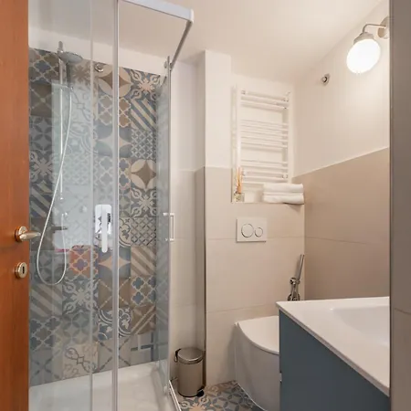Sweet Holidays Guest Bed & Breakfast 4*